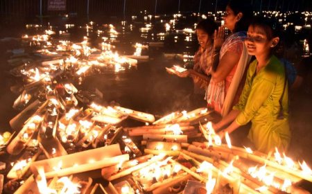 కార్తీక మాసంలో ఈ ఒక్క ఆకుపై దీపం పెట్టండి…మీ అప్పులు పూర్తిగా తీరిపోవడం ఖాయం