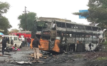కర్నూలు లో ఘోర బస్సు ప్రమాదం…స్పాట్ లోనే 20 మంది… కంట్రోల్ రూమ్ నెంబర్స్ ఇవే