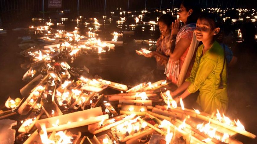 కార్తీక మాసంలో ఈ ఒక్క ఆకుపై దీపం పెట్టండి…మీ అప్పులు పూర్తిగా తీరిపోవడం ఖాయం