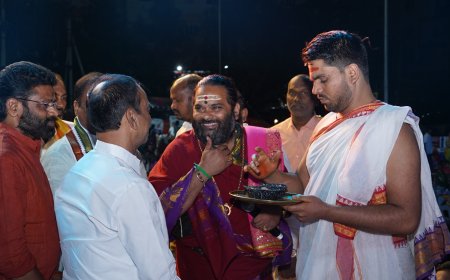 ప్రగతి నగర్‌ లో వైభవంగా కోటి దీపోత్సవం… ప్రత్యేక పూజల్లో పాల్గొన్న ఎంపీ ఈటల రాజేందర్