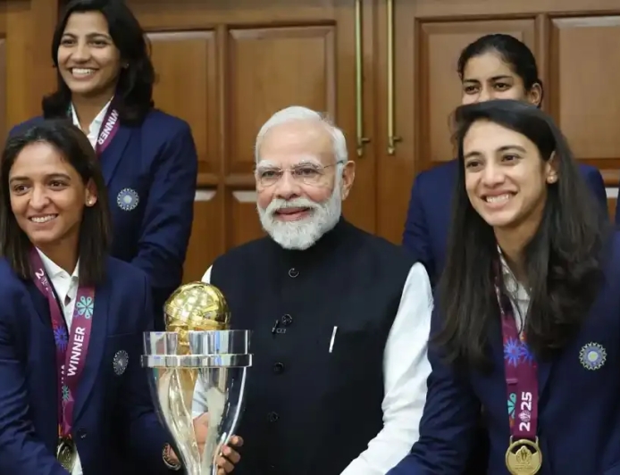 వరల్డ్ కప్ ట్రోఫీని తాకని నరేంద్ర మోదీ…అసలు కారణం తెలిస్తే మైండ్ బ్లాక్ అవుతుంది